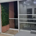 Departamento Con Laguna Artificial