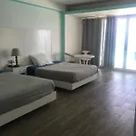 Until Brisas Apartaments