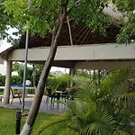 Casa Laura Y Campa