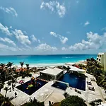 Solymar Cancun Resort