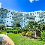 Punta Me Luxury Apartment Beach Front Condo Amara