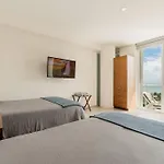 *Ocean Beachfront 4 Bdr With Pool By Casa Paraiso*