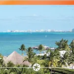*Ocean Beachfront 4 Bdr With Pool By Casa Paraiso*