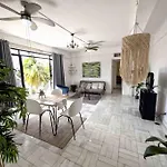 Boho Chic 1Bd Apt In Downtown, 4Pax