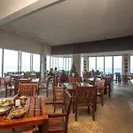 Sereniacancun, Studio Z Hotelera