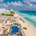 Beachfront Villa 4Br Hotel Zone Cancun