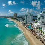 Beachfront Suite Deluxe -Best Ocean View, Resort With Beach, Gym And Spa