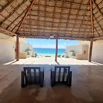 Ocean View Apartment, Best Beach Area, 3 Bedrooms