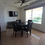 Departamento en zona hotelera