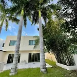 Casa Con Amplios Espacios