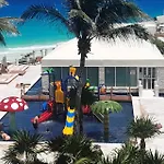 Beach, Fun & Relax At The Hotel Zone In Cancun