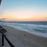 Sereniacancun / Beachfront Apartment / Hotel Zone.