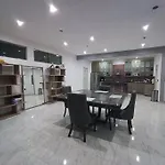 Gorgeous 7 Bedrooms Oasis