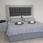 Gorgeous 7 Bedrooms Oasis