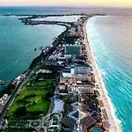 Casa Clarita Top Location 4 Your Cancun Experience
