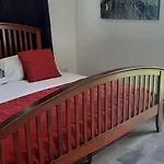 Amaz Aeropuerto Inn