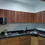 Habitacion Con Bano A 10 Minutos Del Aeropuerto Y Tren Maya
