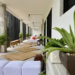 Departamento De Lujo Con Acceso A Alberca
