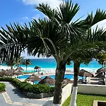 Cancun Beach By Brisas