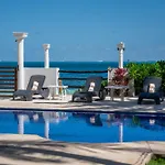 Unique 5Br Beachfront Villa W/ Private Pool!