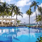 Dreams Sands Cancun Resort & Spa (Adults Only)