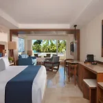Dreams Sands Cancun Resort & Spa (Adults Only)