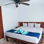 Ocean View, 3 King Beds, Balcony