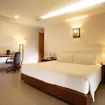 Krystal Urban Cancun Centro