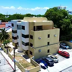 Deco 3 Downtown 3 Bed Apartment