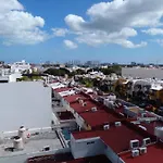 Torre Yax-Che Urban Center