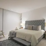 Luxury 3Br Apt, Wifi 1Gb, Laundry, Pools, Gym