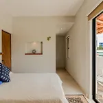 *Casa Aluxes- Guesthouse*