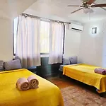 2Br Apt W/ Lagoon View & Pool In Hotel Zone