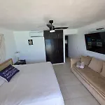 Perfect Vacation Getaway,Ocean View,Wifi, Beach