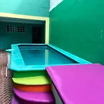 Casa Centrica Con Piscina