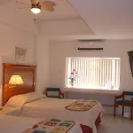 Hotel & Suites Nader