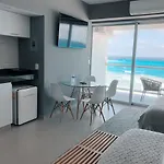 Ocean Front | Sl