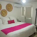 Pina Apartment By Andiani