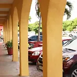 Hotel Batab