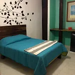 Habitacion privada a 5 minutos de la playa