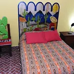 Cancun Guest House 2