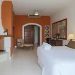 Casa Playa Tortugas - Oceanfront Luxury Villa