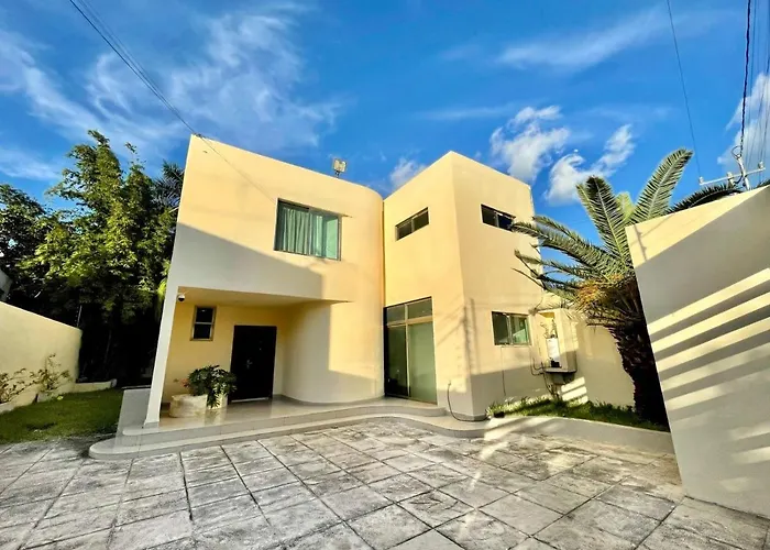 Casa Con Amplios Espacios