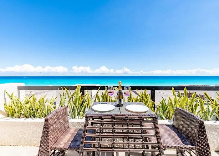 Cancun Ocean view at Villas Marlin complex