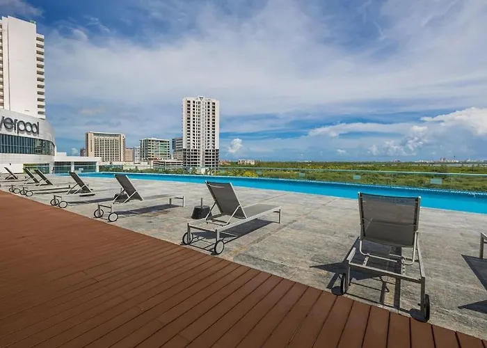 *New* Ocean & Lagoon View Apartment Next To Plaza Las Americas!