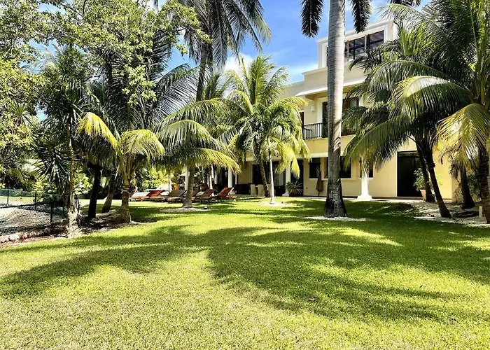 5Br Waterfont Private Villa With Pool & Gardens By Solmar Rentals