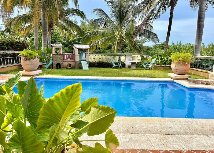 Mexican Style House In The Hotel Zone By Solmar Rentals