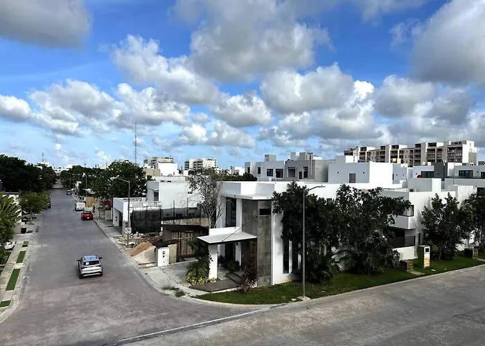 Amplia Casa En Residencial Aqua