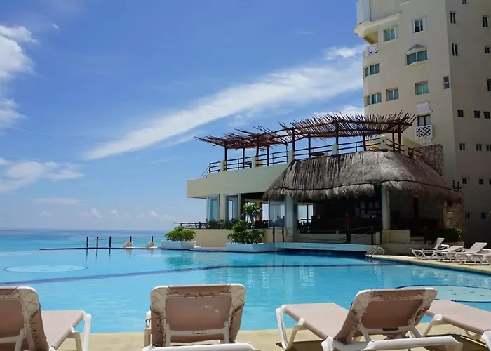 Cancun Plaza By Andiani Travel