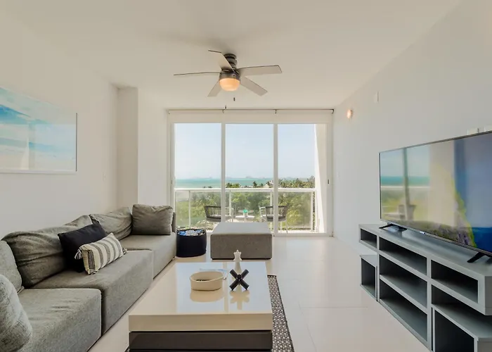 Seacost Beachfront 2Bdr With Pool By Casa Paraiso